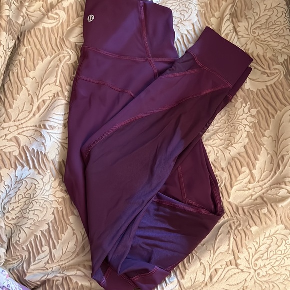 LULULEMON HOT LIKE AGNI - Picture 4 of 6